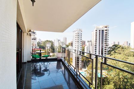 Apartamento à venda com 198m², 4 quartos e 4 vagas Apartamento à venda com 198m², 4 quartos e 4 vagasVaranda da Sala