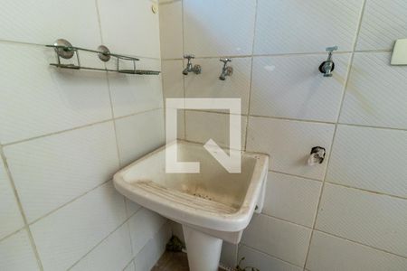 Casa à venda com 100m², 4 quartos e 1 vagaÁrea de Serviço