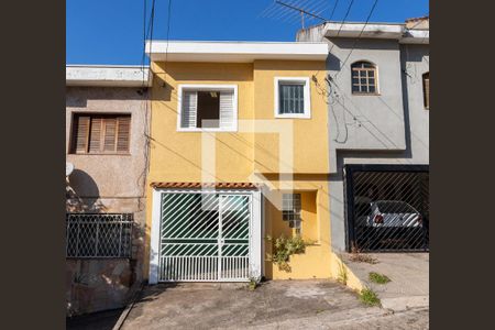 Casa à venda com 100m², 4 quartos e 1 vagaFachada