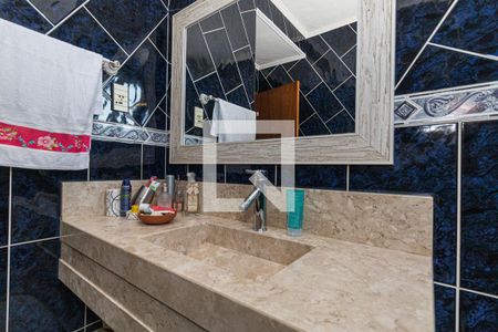 Casa à venda com 300m², 4 quartos e 3 vagasBanheiro Social