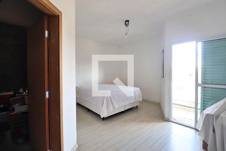 Casa à venda com 315m², 4 quartos e 4 vagasSuíte 