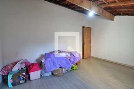 Casa à venda com 315m², 4 quartos e 4 vagasSótão