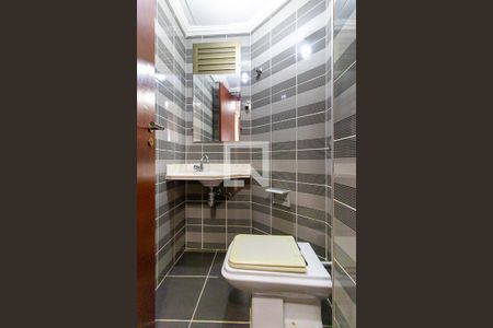 Lavabo de apartamento para alugar com 3 quartos, 117m² em Jardim Chapadão, Campinas