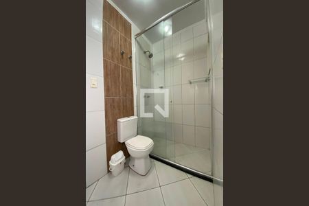 Casa à venda com 208m², 3 quartos e 2 vagasBanheiro da Suíte 