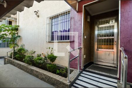 Apartamento à venda com 60m², 1 quarto e 1 vagaEntrada - Social
