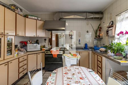 Casa à venda com 535m², 3 quartos e 2 vagas Casa à venda com 535m², 3 quartos e 2 vagasCozinha