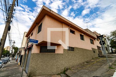 Casa à venda com 535m², 3 quartos e 2 vagas Casa à venda com 535m², 3 quartos e 2 vagasFachada da Casa