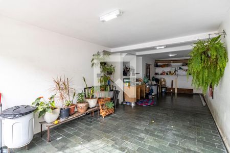 Casa à venda com 535m², 3 quartos e 2 vagas Casa à venda com 535m², 3 quartos e 2 vagasGaragem