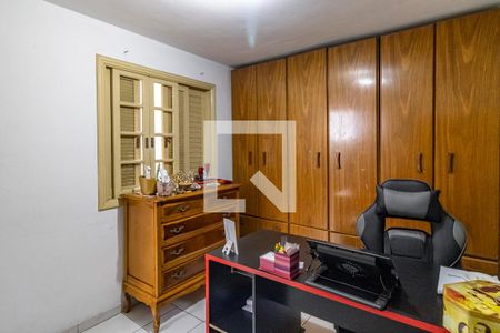 Casa à venda com 535m², 3 quartos e 2 vagas Casa à venda com 535m², 3 quartos e 2 vagasQuarto 4 de Serviço
