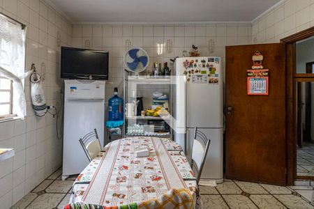 Casa à venda com 535m², 3 quartos e 2 vagas Casa à venda com 535m², 3 quartos e 2 vagasCozinha