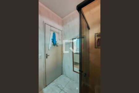 Casa à venda com 250m², 4 quartos e 3 vagas Casa à venda com 250m², 4 quartos e 3 vagasBanheiro Social 1