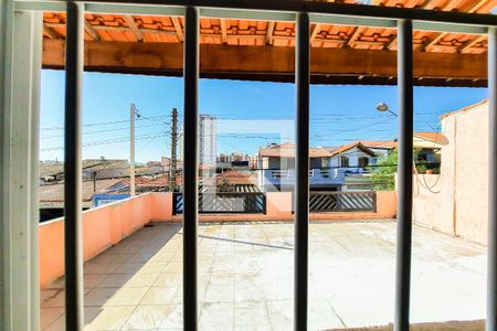 Casa à venda com 250m², 4 quartos e 3 vagas Casa à venda com 250m², 4 quartos e 3 vagasVista do Quarto 2