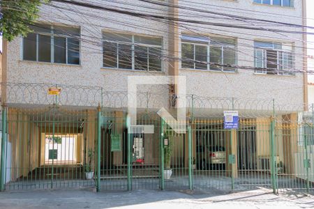 Apartamento à venda com 60m², 2 quartos e sem vaga Apartamento à venda com 60m², 2 quartos e sem vagaFachada