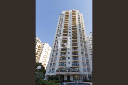 Apartamento à venda com 130m², 3 quartos e 2 vagas Apartamento à venda com 130m², 3 quartos e 2 vagasFachada