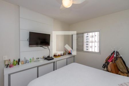 Apartamento à venda com 130m², 3 quartos e 2 vagas Apartamento à venda com 130m², 3 quartos e 2 vagasSuite