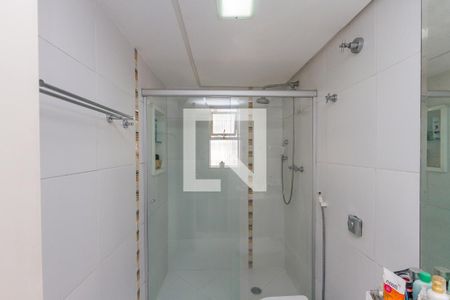 Apartamento à venda com 130m², 3 quartos e 2 vagas Apartamento à venda com 130m², 3 quartos e 2 vagasBanheiro