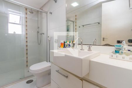 Apartamento à venda com 130m², 3 quartos e 2 vagas Apartamento à venda com 130m², 3 quartos e 2 vagasBanheiro