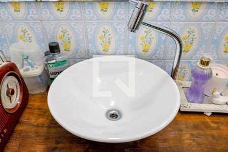 Casa à venda com 116m², 2 quartos e 1 vaga Casa à venda com 116m², 2 quartos e 1 vagaBanheiro