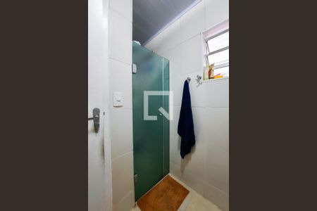 Apartamento à venda com 64m², 2 quartos e 1 vaga Apartamento à venda com 64m², 2 quartos e 1 vagaBanheiro
