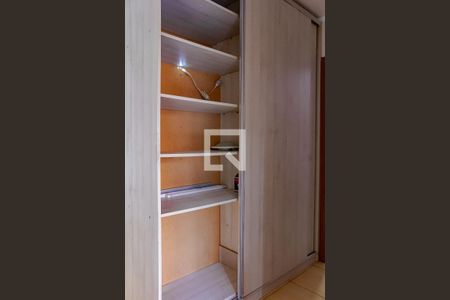 Corredor de apartamento para alugar com 2 quartos, 70m² em Centro, Canoas