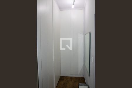 Casa à venda com 270m², 4 quartos e 2 vagas Casa à venda com 270m², 4 quartos e 2 vagasCloset do quarto 4