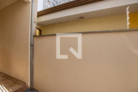 Casa para alugar com 120m², 3 quartos e sem vaga Casa para alugar com 120m², 3 quartos e sem vagaVista da janela da suíte
