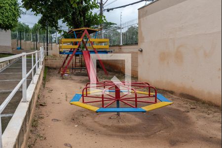 Apartamento à venda com 77m², 3 quartos e 1 vaga Apartamento à venda com 77m², 3 quartos e 1 vagaÁrea Comum - Playground