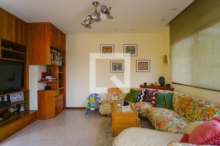 Apartamento à venda com 377m², 4 quartos e 4 vagas Apartamento à venda com 377m², 4 quartos e 4 vagasSala da Cobertura