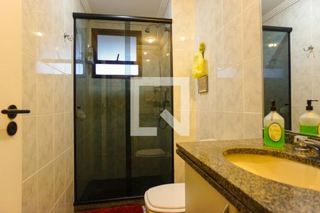 Apartamento à venda com 377m², 4 quartos e 4 vagas Apartamento à venda com 377m², 4 quartos e 4 vagasBanheiro da Suíte 2