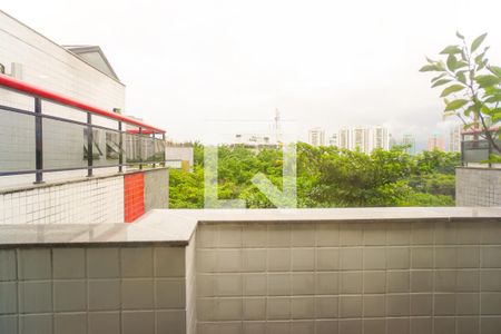 Apartamento à venda com 377m², 4 quartos e 4 vagas Apartamento à venda com 377m², 4 quartos e 4 vagasVista da Suíte 1