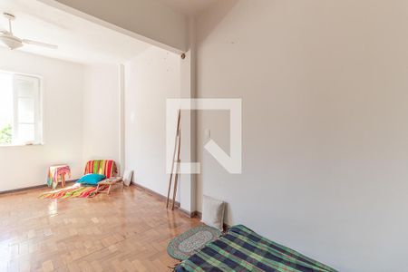 Studio à venda com 70m², 1 quarto e sem vaga Studio à venda com 70m², 1 quarto e sem vagaQuarto 2