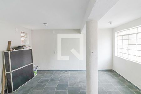 Sala de casa à venda com 3 quartos, 135m² em Jardim Centenário, São Paulo