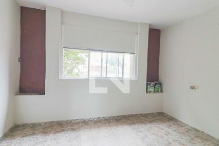 Suite de casa à venda com 3 quartos, 135m² em Jardim Centenário, São Paulo