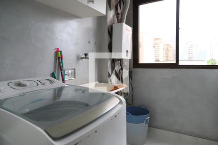 Apartamento à venda com 392m², 4 quartos e 2 vagas Apartamento à venda com 392m², 4 quartos e 2 vagasÁrea de serviço