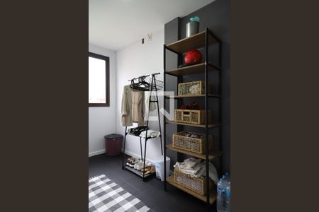 Apartamento à venda com 392m², 4 quartos e 2 vagas Apartamento à venda com 392m², 4 quartos e 2 vagasQuarto de serviço