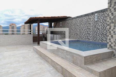 Apartamento à venda com 392m², 4 quartos e 2 vagas Apartamento à venda com 392m², 4 quartos e 2 vagasPiscina