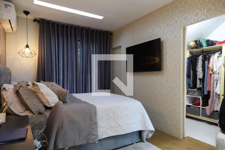 Apartamento à venda com 392m², 4 quartos e 2 vagas Apartamento à venda com 392m², 4 quartos e 2 vagasSuíte 1