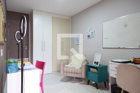 Apartamento à venda com 392m², 4 quartos e 2 vagas Apartamento à venda com 392m², 4 quartos e 2 vagasQuarto