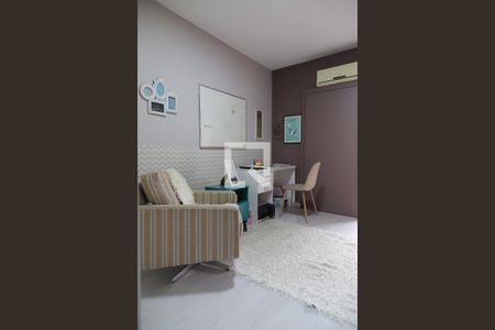 Apartamento à venda com 392m², 4 quartos e 2 vagas Apartamento à venda com 392m², 4 quartos e 2 vagasQuarto