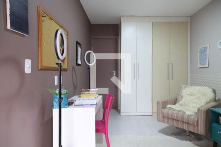 Apartamento à venda com 392m², 4 quartos e 2 vagas Apartamento à venda com 392m², 4 quartos e 2 vagasQuarto