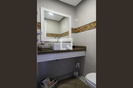 Apartamento à venda com 392m², 4 quartos e 2 vagas Apartamento à venda com 392m², 4 quartos e 2 vagasLavabo