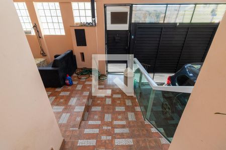 Casa à venda com 246m², 4 quartos e 3 vagasEntrada