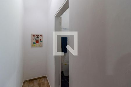 Casa à venda com 246m², 4 quartos e 3 vagasSuíte - 2º andar