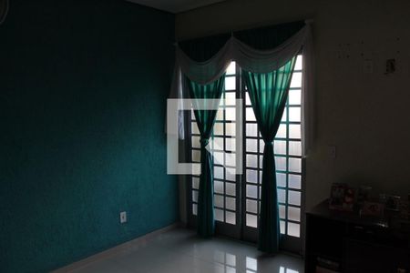 Suíte 1 de casa para alugar com 4 quartos, 210m² em Vila Virginia, Itaquaquecetuba