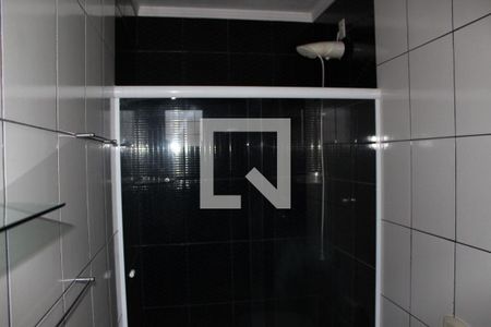 Casa para alugar com 210m², 4 quartos e 2 vagas Casa para alugar com 210m², 4 quartos e 2 vagasBanheiro Suíte 2