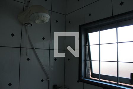 Casa para alugar com 210m², 4 quartos e 2 vagas Casa para alugar com 210m², 4 quartos e 2 vagasBanheiro Suíte 1