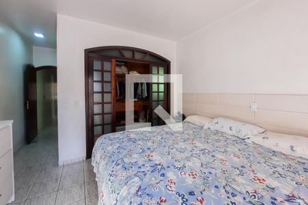 Casa à venda com 500m², 8 quartos e 2 vagas Casa à venda com 500m², 8 quartos e 2 vagasSuíte  3