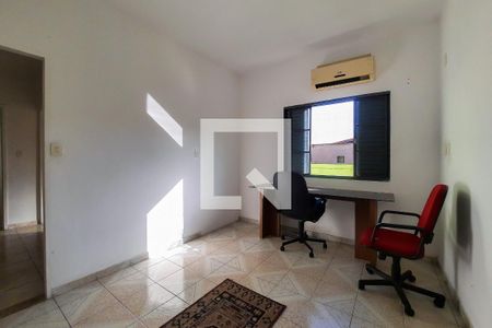 Casa à venda com 500m², 8 quartos e 2 vagas Casa à venda com 500m², 8 quartos e 2 vagasQuarto 5