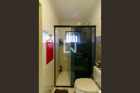 Casa à venda com 230m², 5 quartos e 4 vagas Casa à venda com 230m², 5 quartos e 4 vagasBanheiro suíte