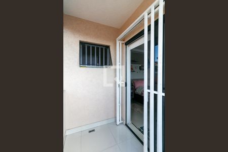 Casa à venda com 230m², 5 quartos e 4 vagas Casa à venda com 230m², 5 quartos e 4 vagasQuarto Suíte - Varanda